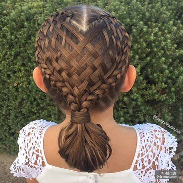 Elaborate-Hair-Braid-Ideas-Little-Girls (6).jpg