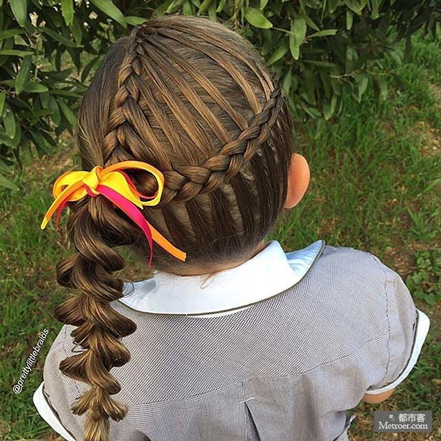 Elaborate-Hair-Braid-Ideas-Little-Girls (12).jpg