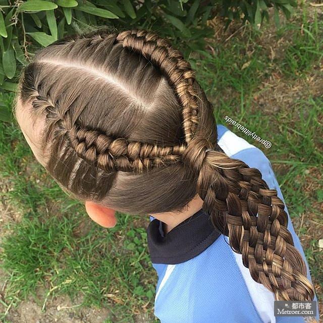 Elaborate-Hair-Braid-Ideas-Little-Girls (11).jpg